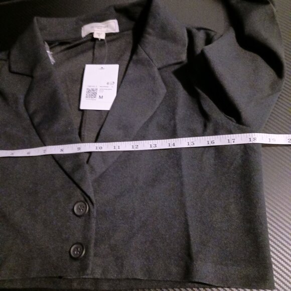 NEW No Comment Black Crop Blazer Jacket 2 Buttons Size M - Picture 12 of 13